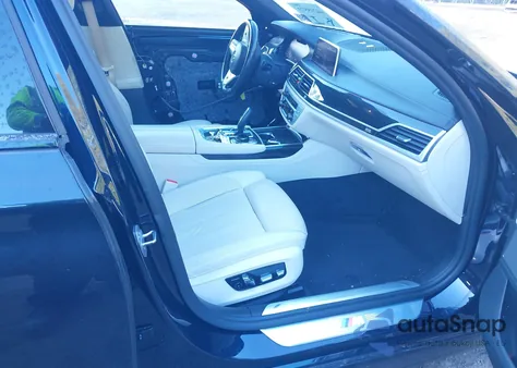 2020 BMW 750I xDrive from USA, damaged, VIN WBA7U2C01LBX84821